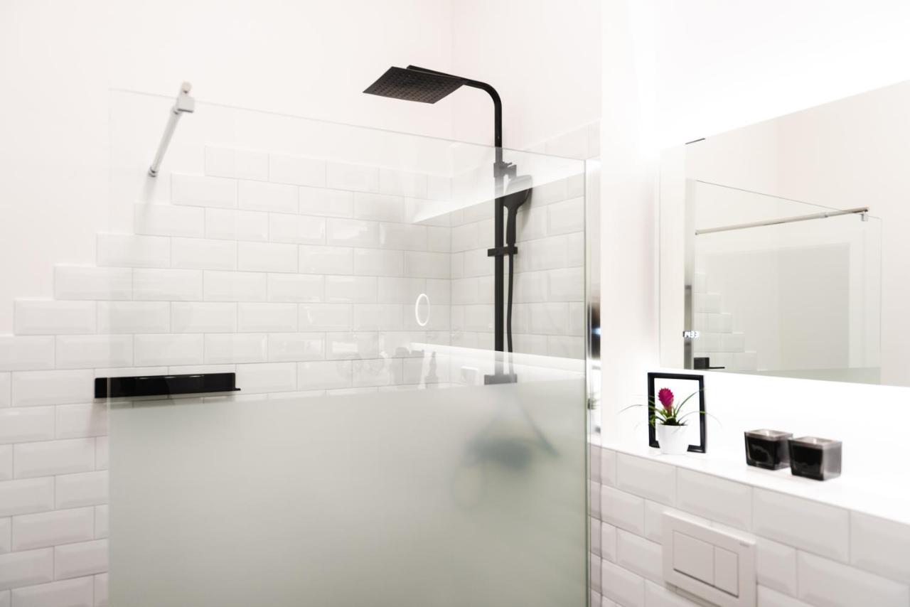 4-Zi Urban Design 120M² Brandnew 200Mbit Apartment เบอร์ลิน ภายนอก รูปภาพ